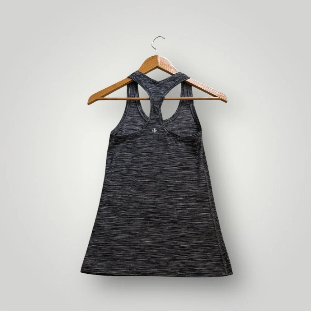Women’s Lululemon Stretchy Racerback Tank Top! Grey Black Stripe! Size 6! - Picture 2 of 6